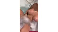 Alexandrapap26 Trans Bathtub fingering